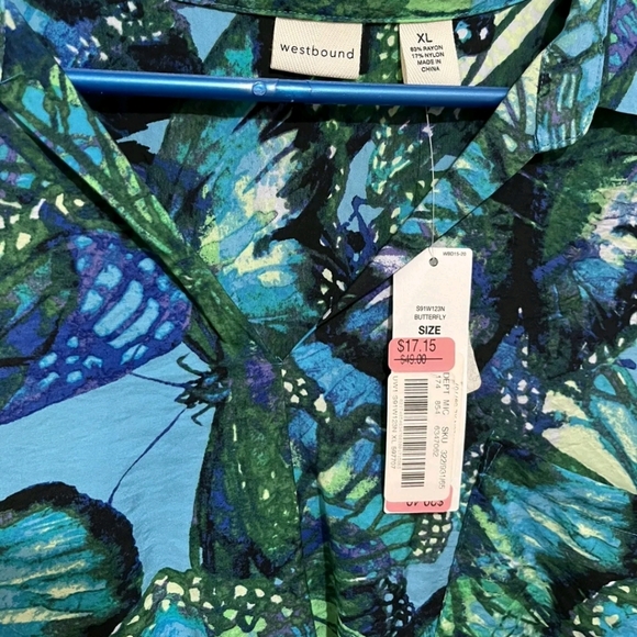 NWT Westbound Butterfly Blouse, XL, 1X, 18, Great Cover Up too! Blues/Greens - Picture 2 of 5